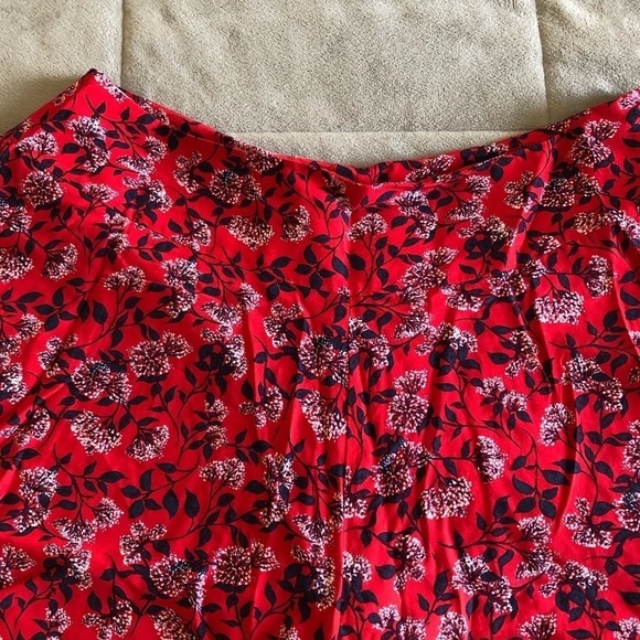 NWT Maison Jules red flawless short size 12 - Picture 2 of 6